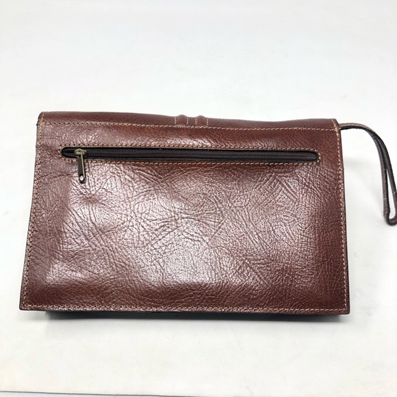 Matias Salva Leather Wristlet - Picture 4 of 9